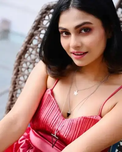 Call Girls Service in Chakarnagar